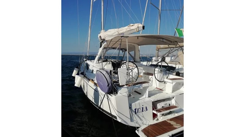 Beneteau Oceanis 35.1