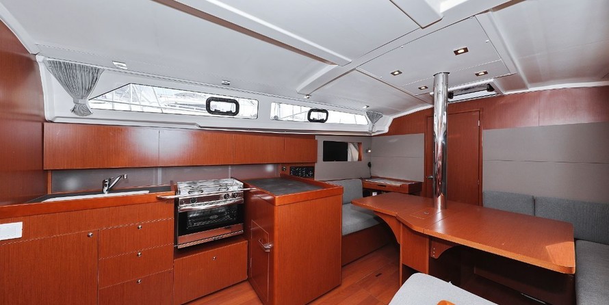 Beneteau Oceanis 41.1