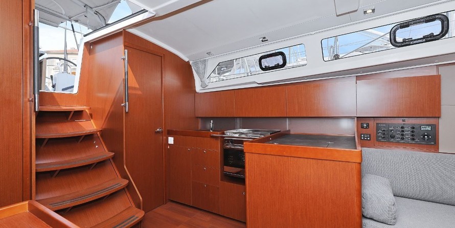 Beneteau Oceanis 41.1
