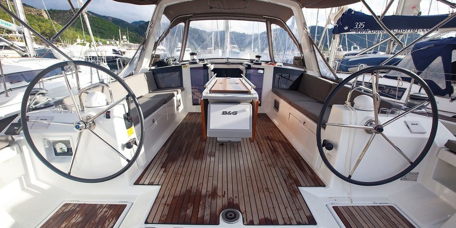 Beneteau Oceanis 45