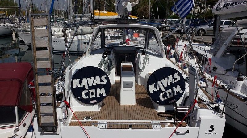 Beneteau Oceanis 38