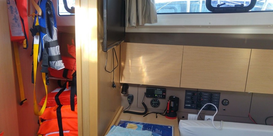 Beneteau Oceanis 38