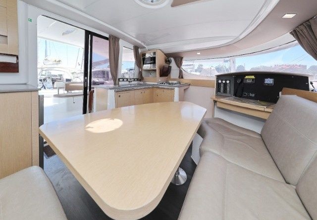 Fountaine Pajot Lipari 41