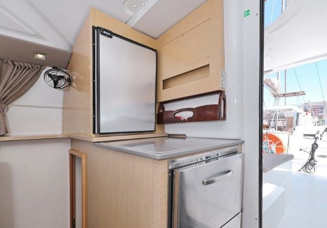 Fountaine Pajot Lipari 41