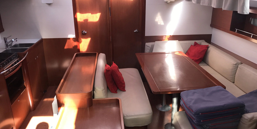Beneteau Oceanis 50 Family