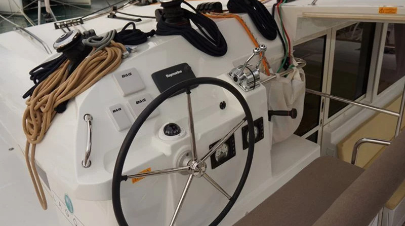 Lagoon 400 S2