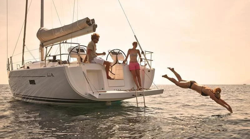 Hanse 455