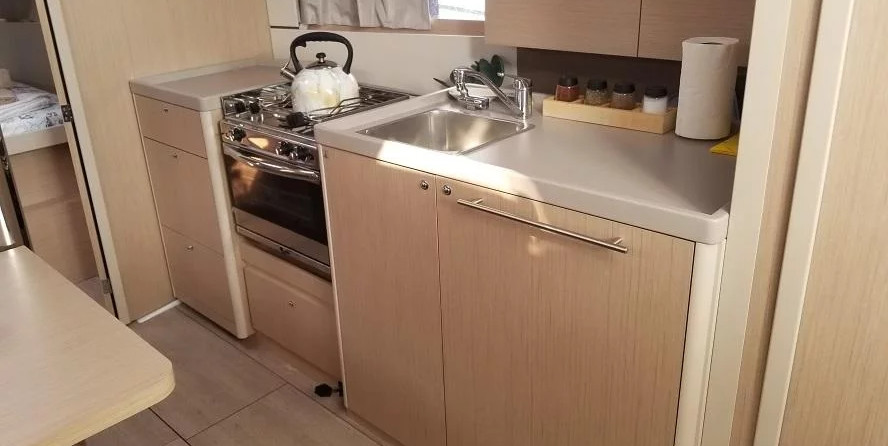 Beneteau Oceanis 38.1