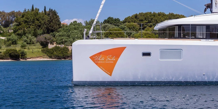 Lagoon 39