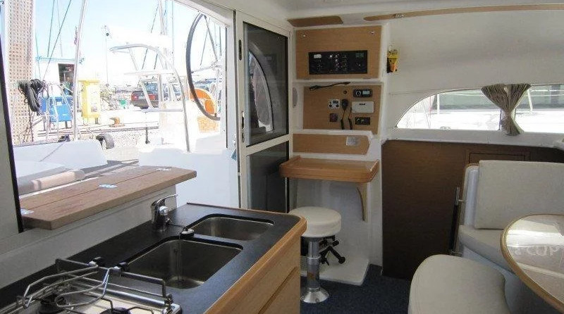 Lagoon 380