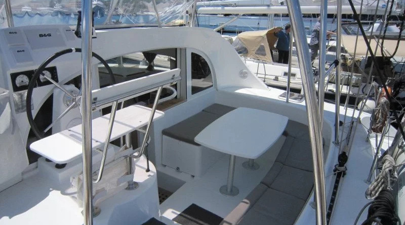 Lagoon 380