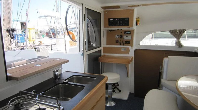 Lagoon 380