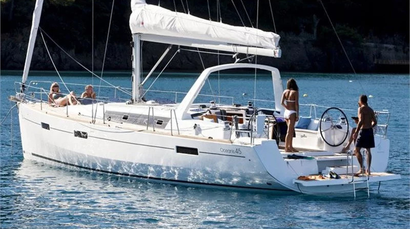 Oceanis 45 (4Cab)