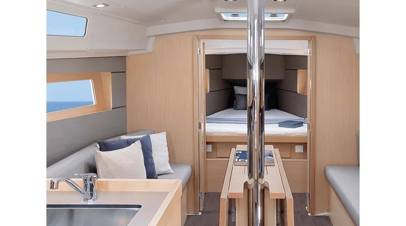 Beneteau Oceanis 35.1