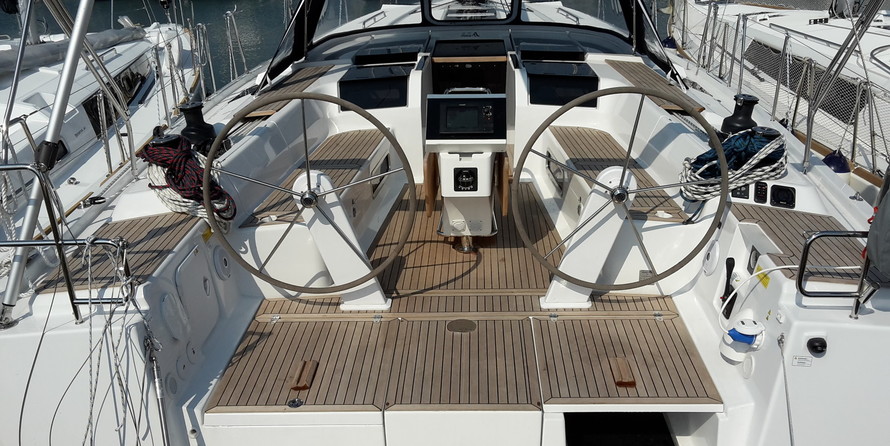 Hanse 505