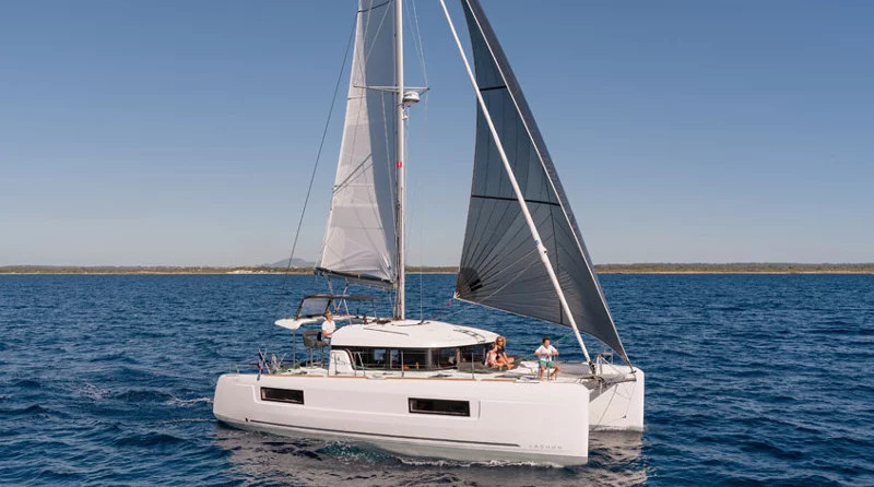 Lagoon 40