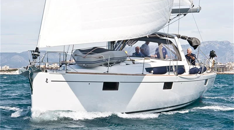 Oceanis 48 (5Cab)