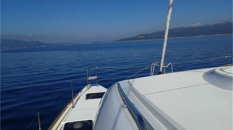 Lagoon 39
