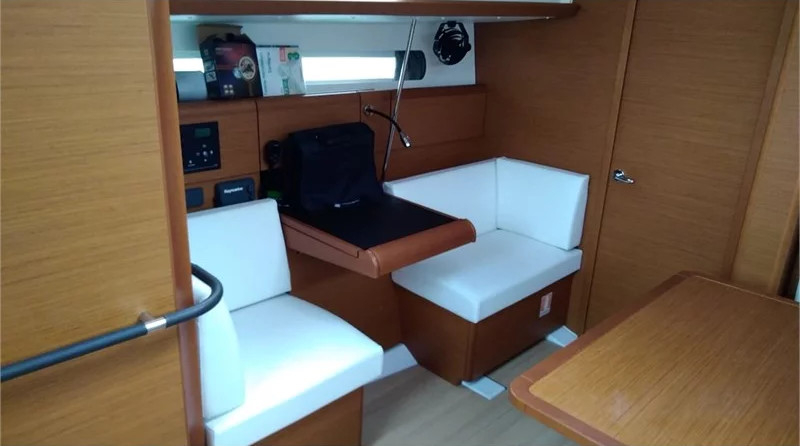 Jeanneau Sun Odyssey 419