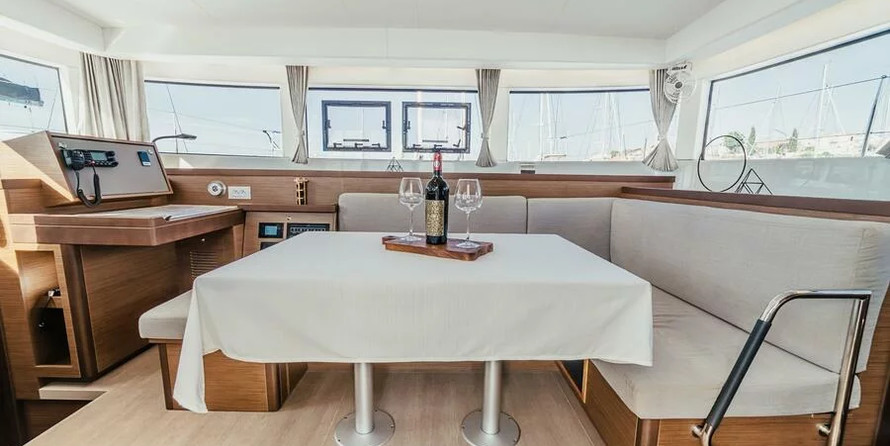 Lagoon 40