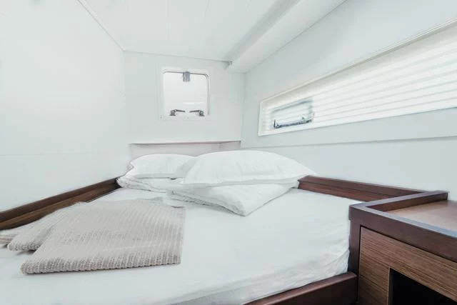 Lagoon 40