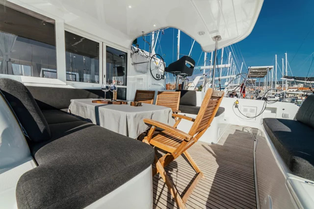 Lagoon 40