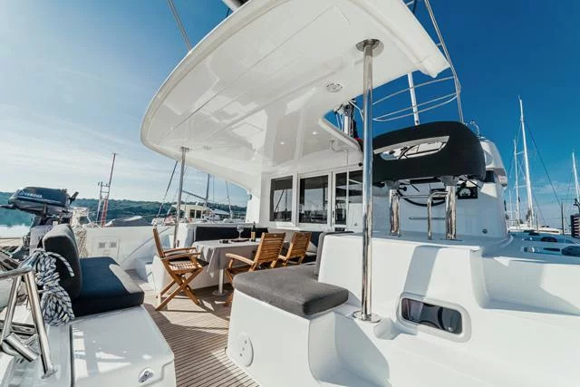 Lagoon 40