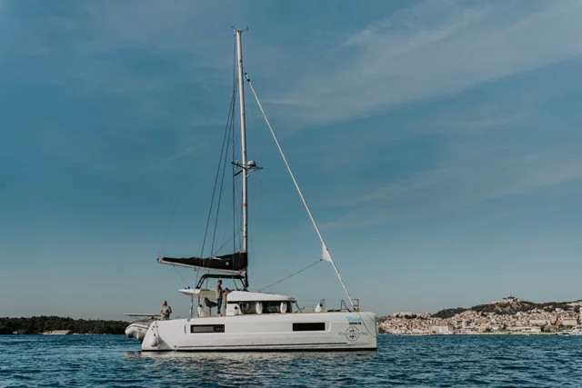 Lagoon 40