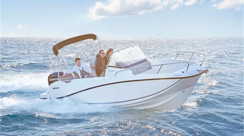 Quicksilver Activ 675 Open