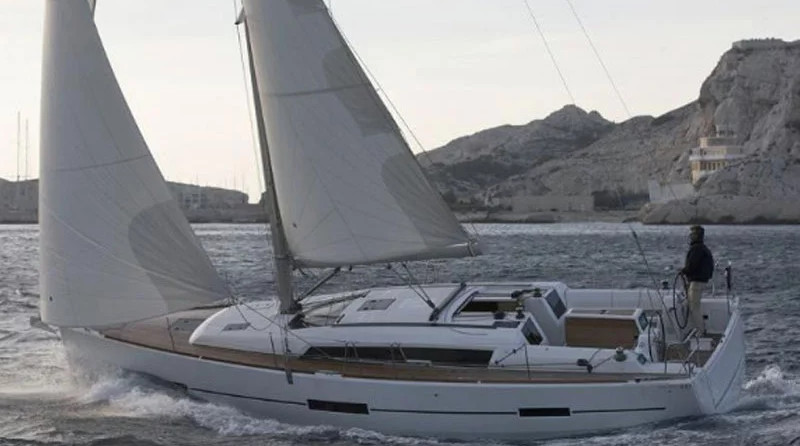 Dufour 410 Grand Large