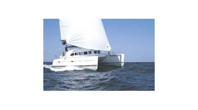Lagoon 380 (3Cab)