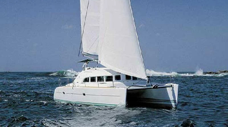 Lagoon 380 (3Cab)