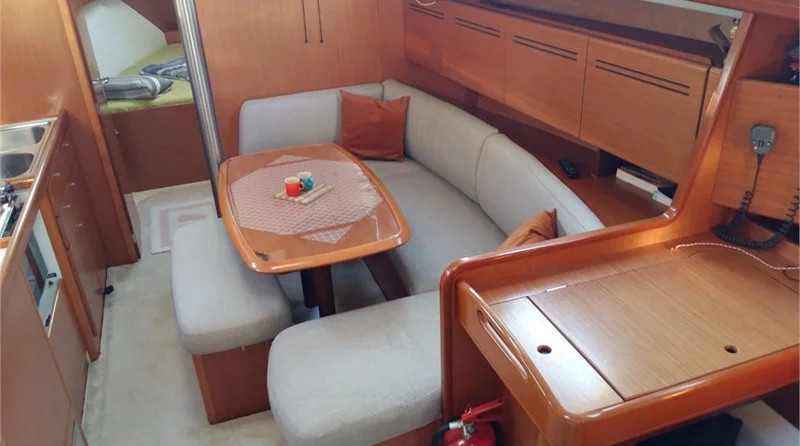 Beneteau Cyclades 39.3