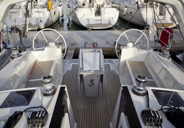 Beneteau Oceanis 48