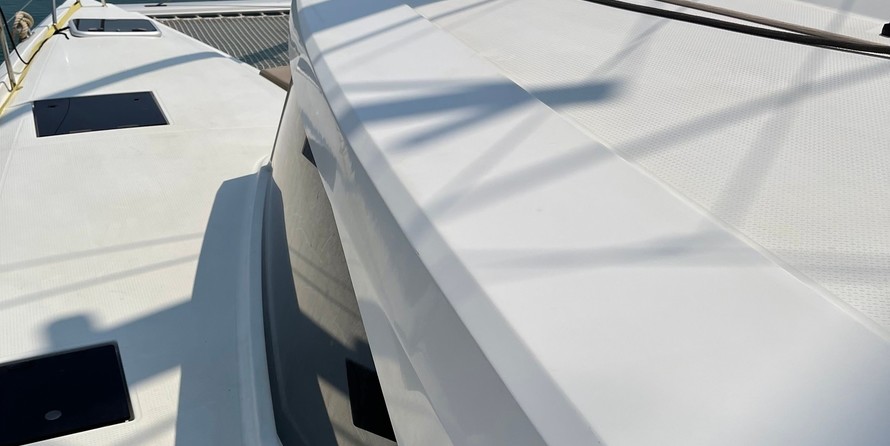 Fountaine Pajot Lucia 40