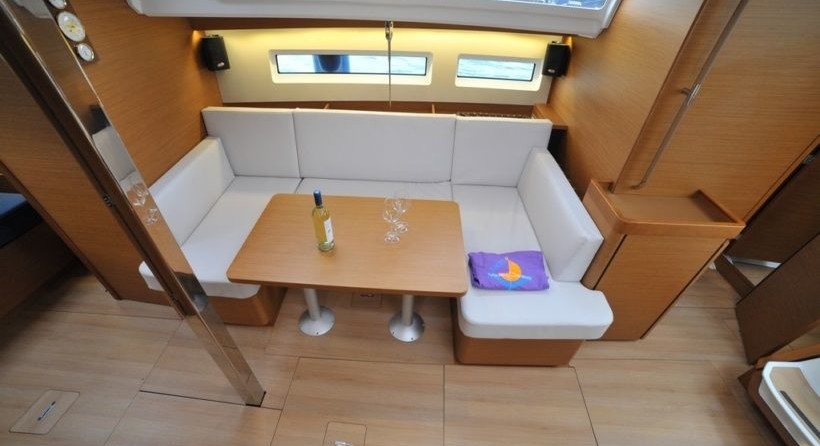 Jeanneau Sun Odyssey 440