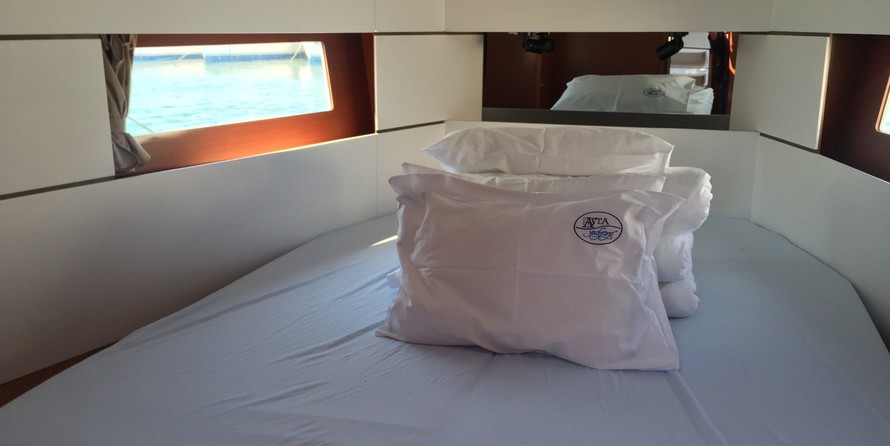 Beneteau Oceanis 38
