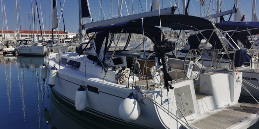 Hanse 385