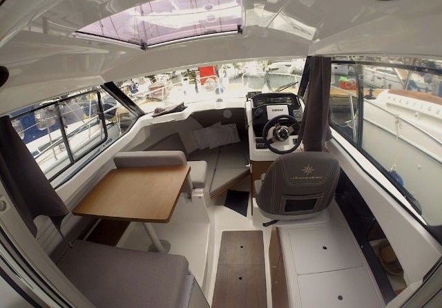 Jeanneau Merry Fisher 695