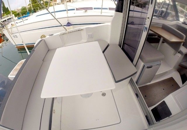 Jeanneau Merry Fisher 695