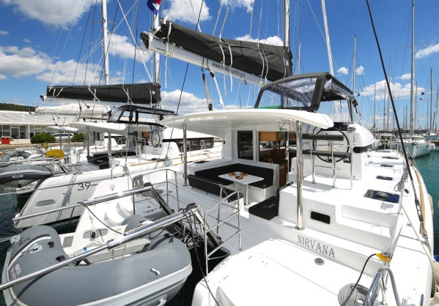 Lagoon 39