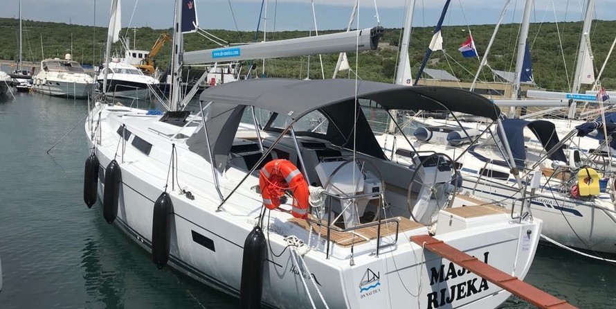 Hanse 455