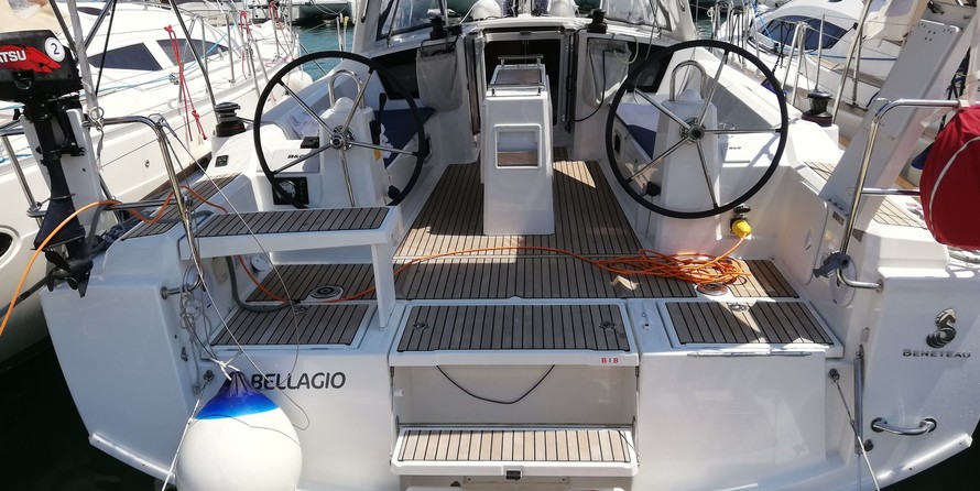 Beneteau Oceanis 38