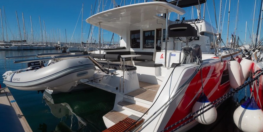 Lagoon 40