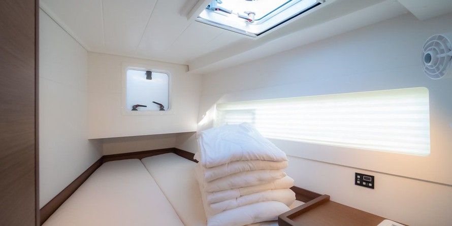 Lagoon 40