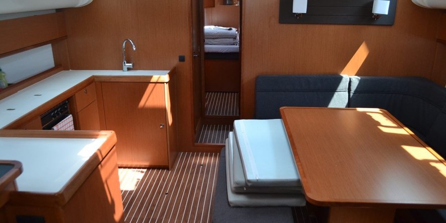Bavaria Cruiser 51