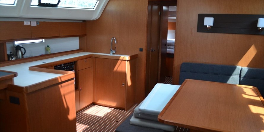 Bavaria Cruiser 51