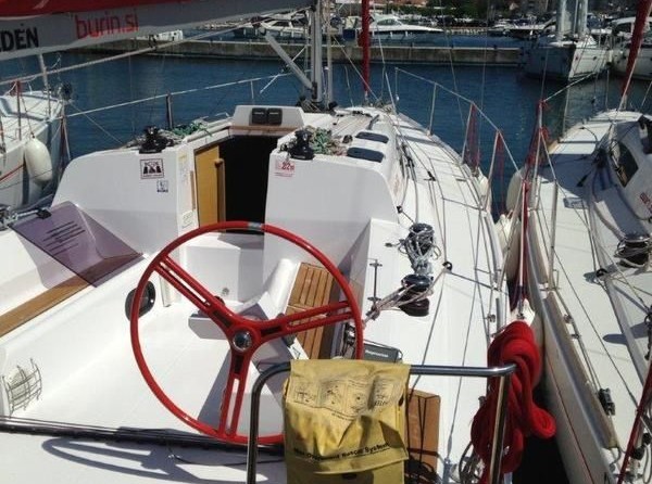 Elan 350