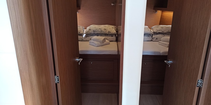 Beneteau Oceanis 51.1