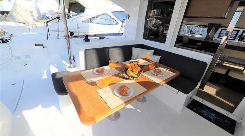 Lagoon 40